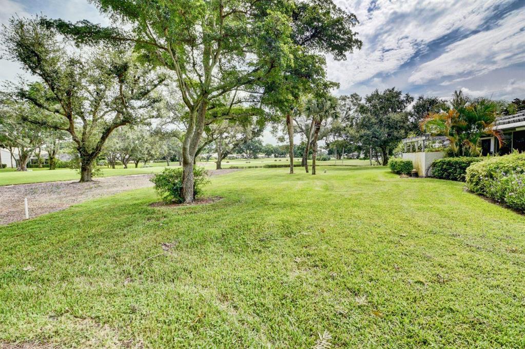 CAMBRIDGE I & II AT HUNTERS RUN CONDO - Residential