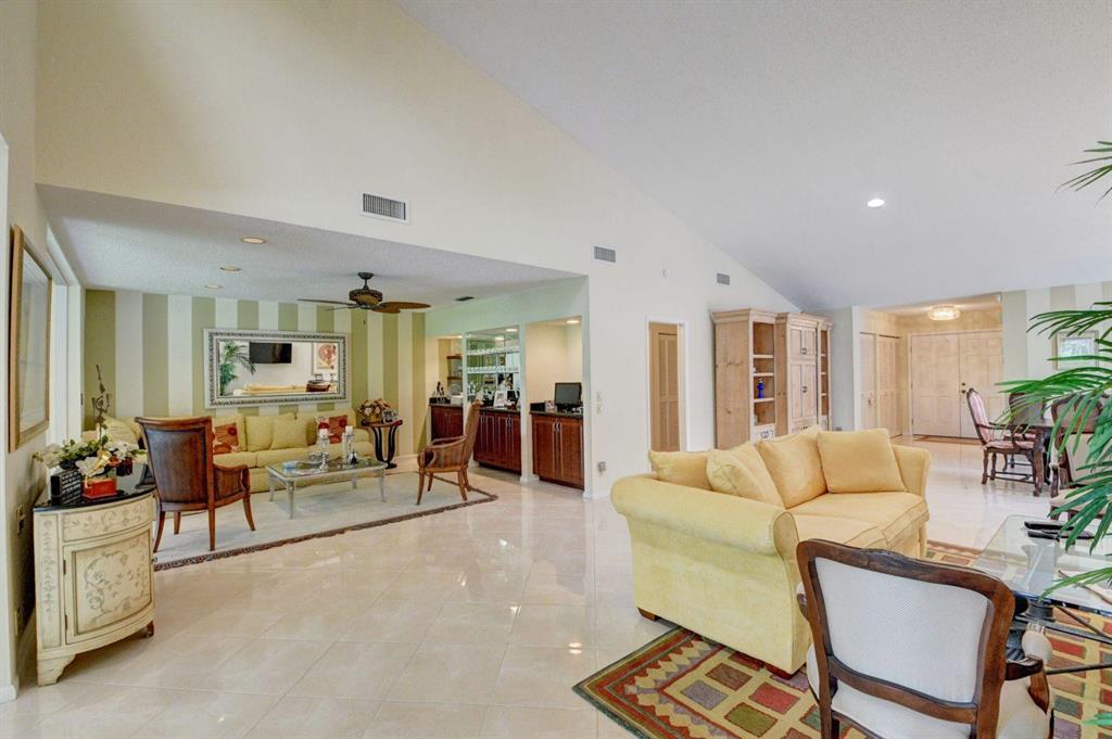 CAMBRIDGE I & II AT HUNTERS RUN CONDO - Residential