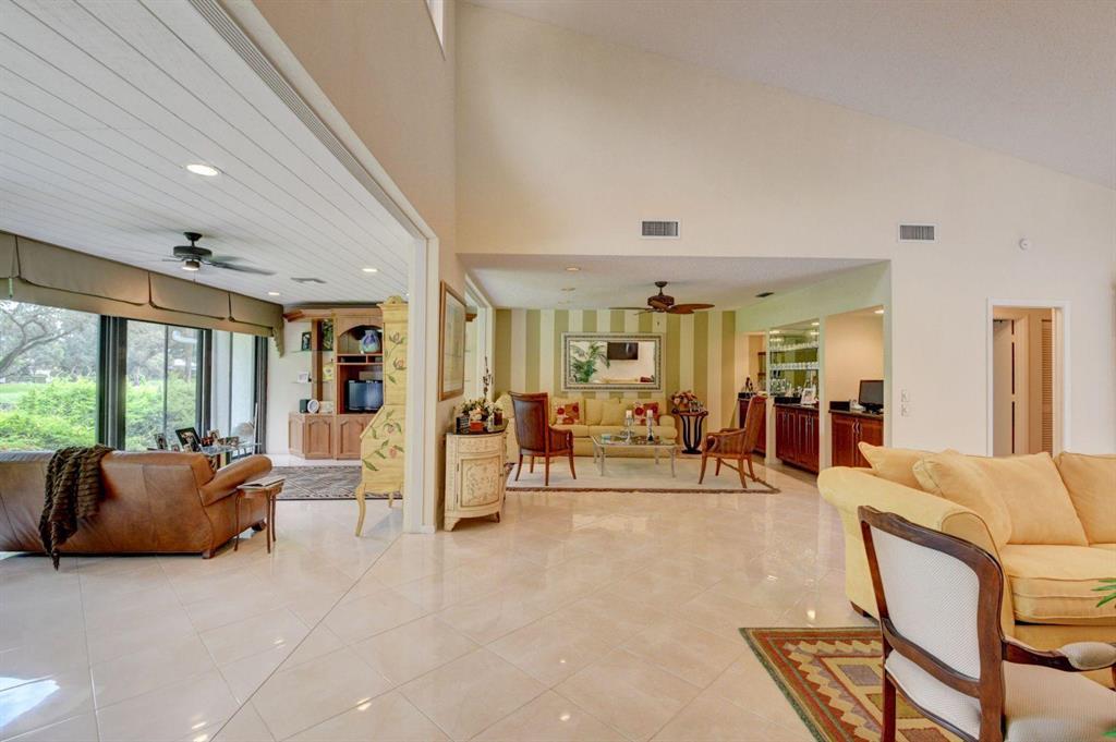 CAMBRIDGE I & II AT HUNTERS RUN CONDO - Residential