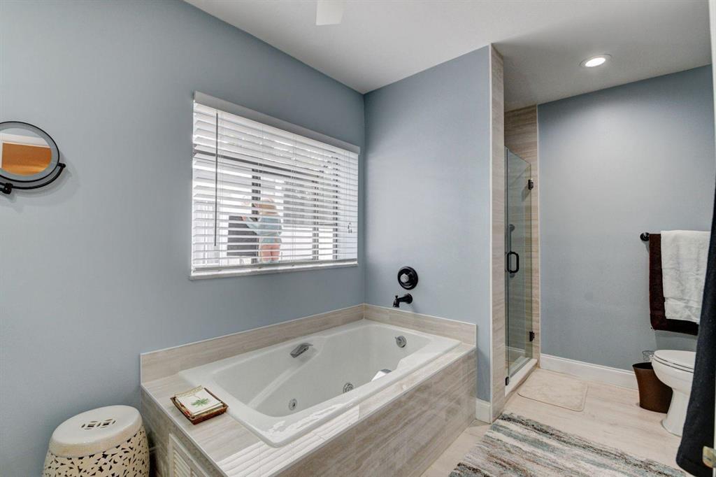 CAMBRIDGE I & II AT HUNTERS RUN CONDO - Residential