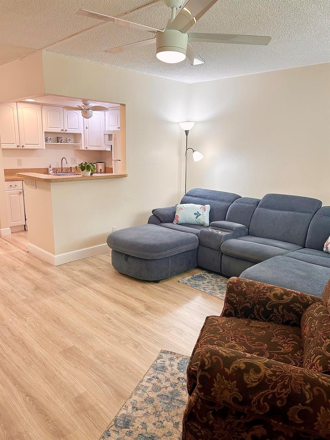 STERLING VILLAGE - Residential