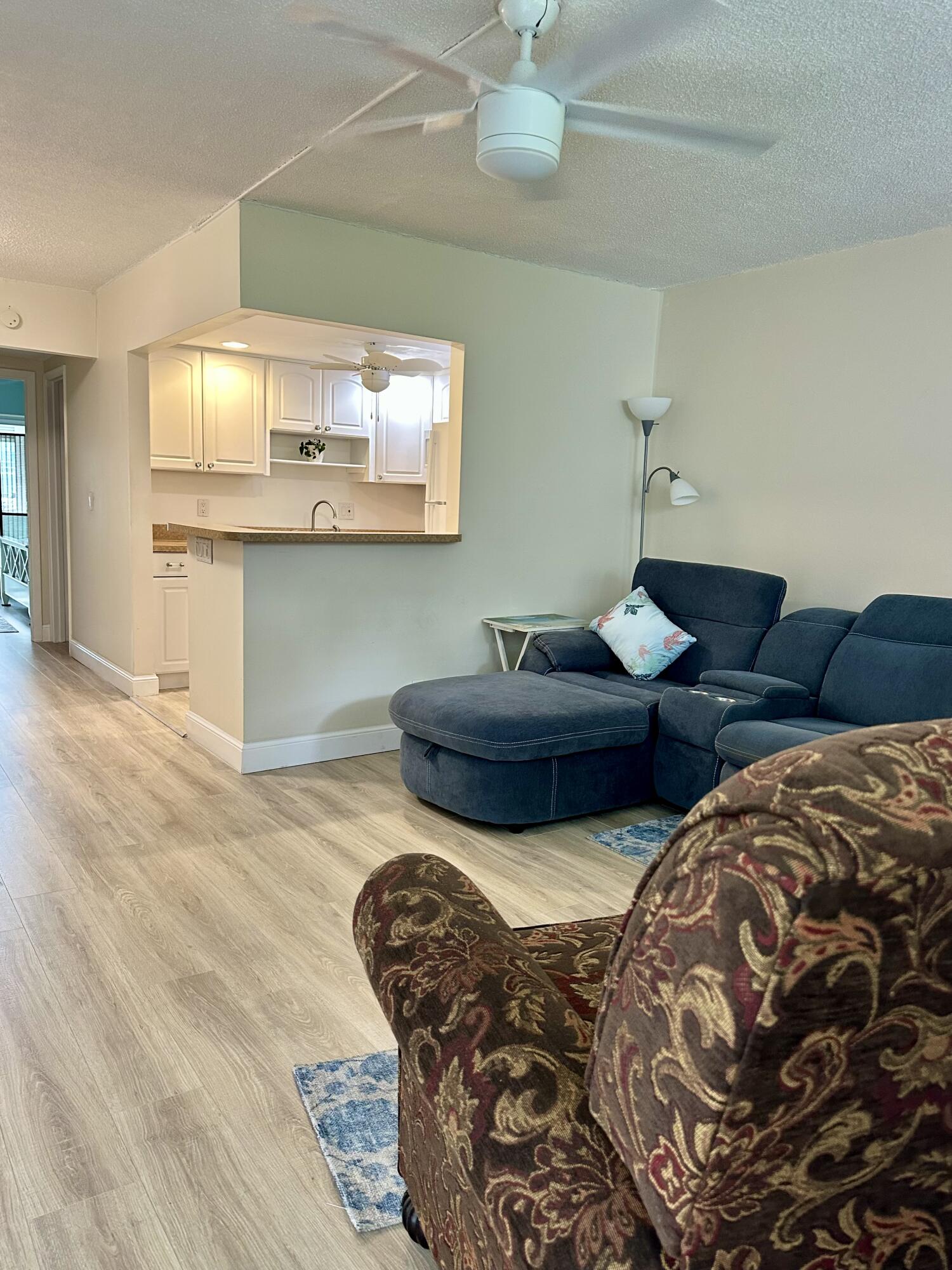 210 Horizons Street E 106