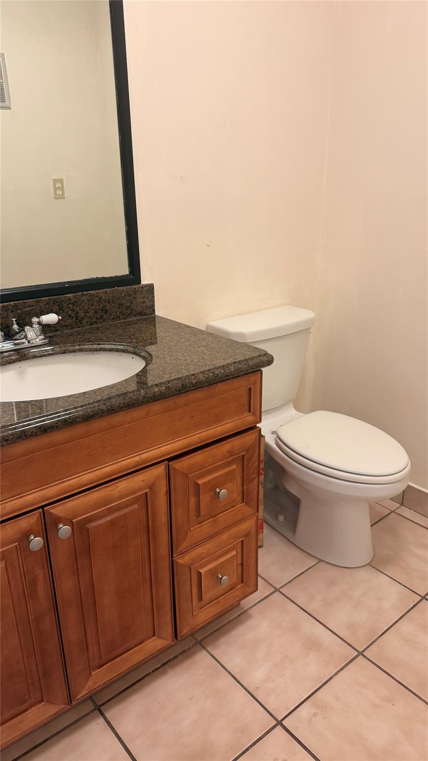 VALENCIA VILLAGE - Residential Lease