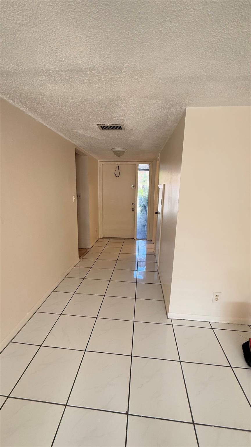 VALENCIA VILLAGE - Residential Lease