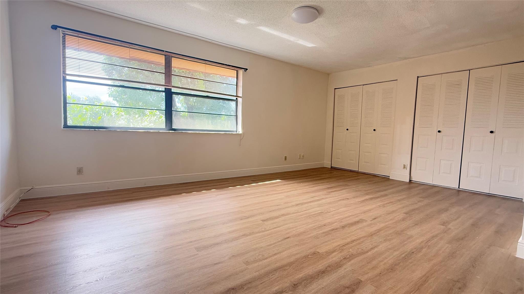 VALENCIA VILLAGE - Residential Lease
