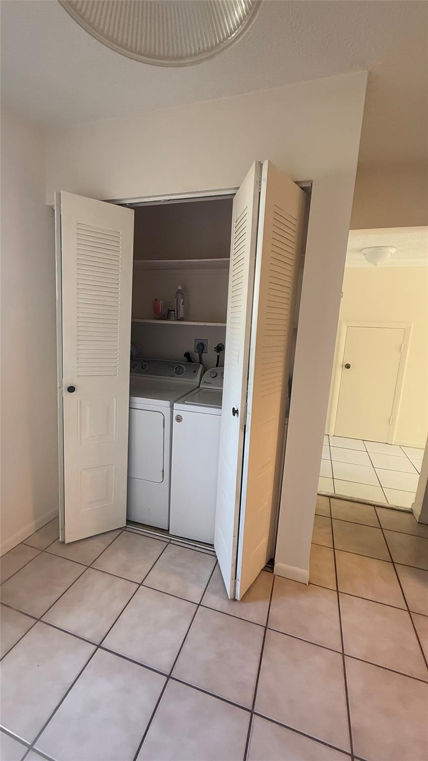VALENCIA VILLAGE - Residential Lease