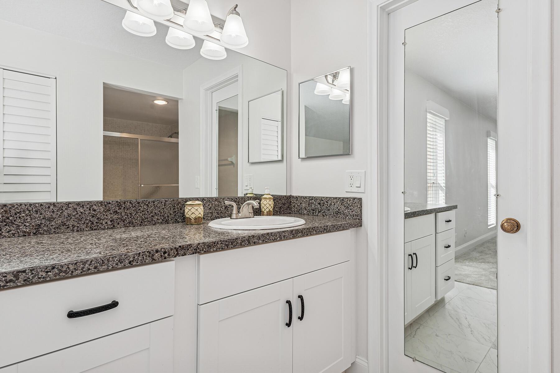 PINES OF DELRAY NORTH CON - Residential Lease