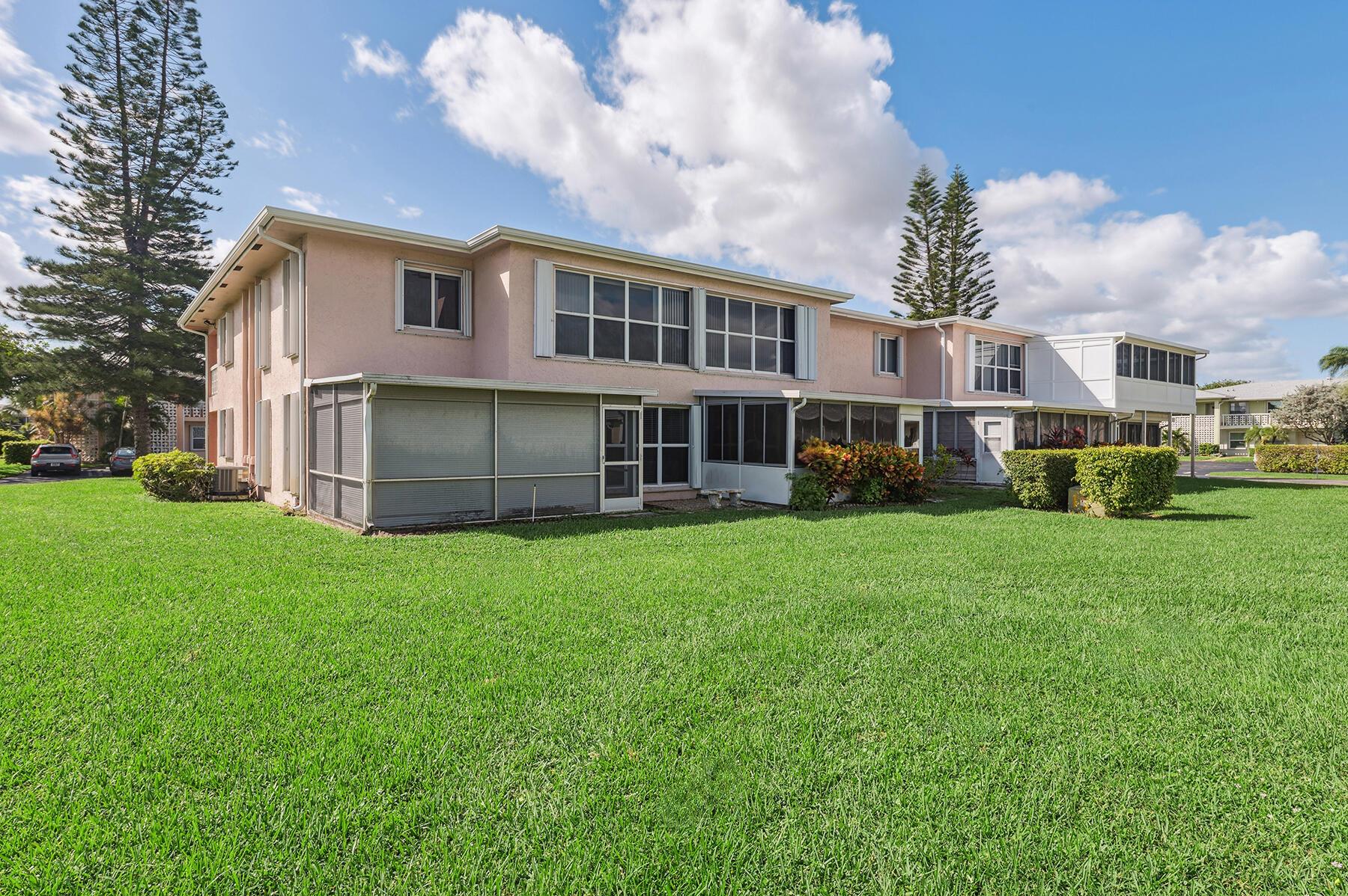 PINES OF DELRAY NORTH CON - Residential Lease