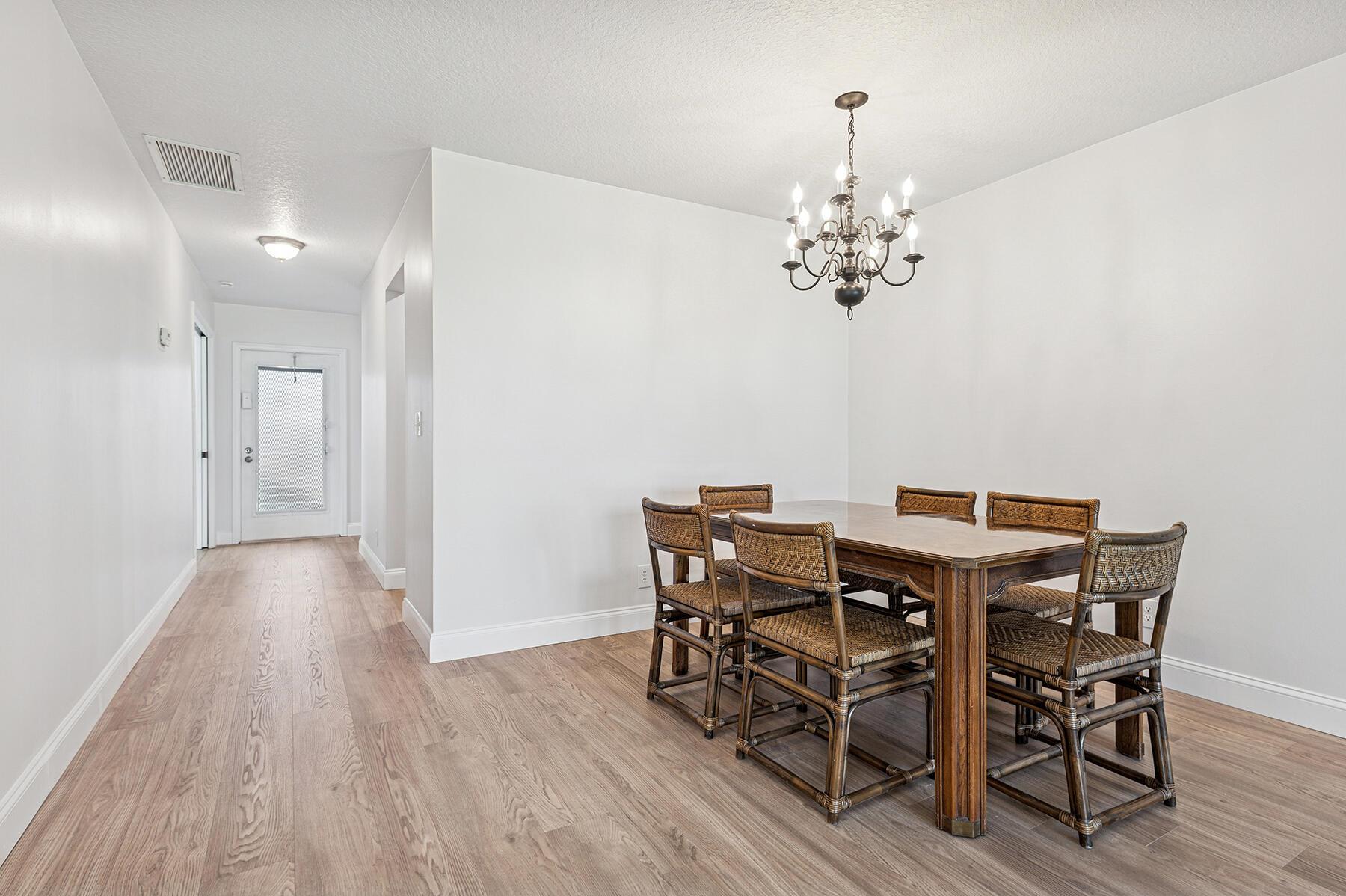 PINES OF DELRAY NORTH CON - Residential Lease