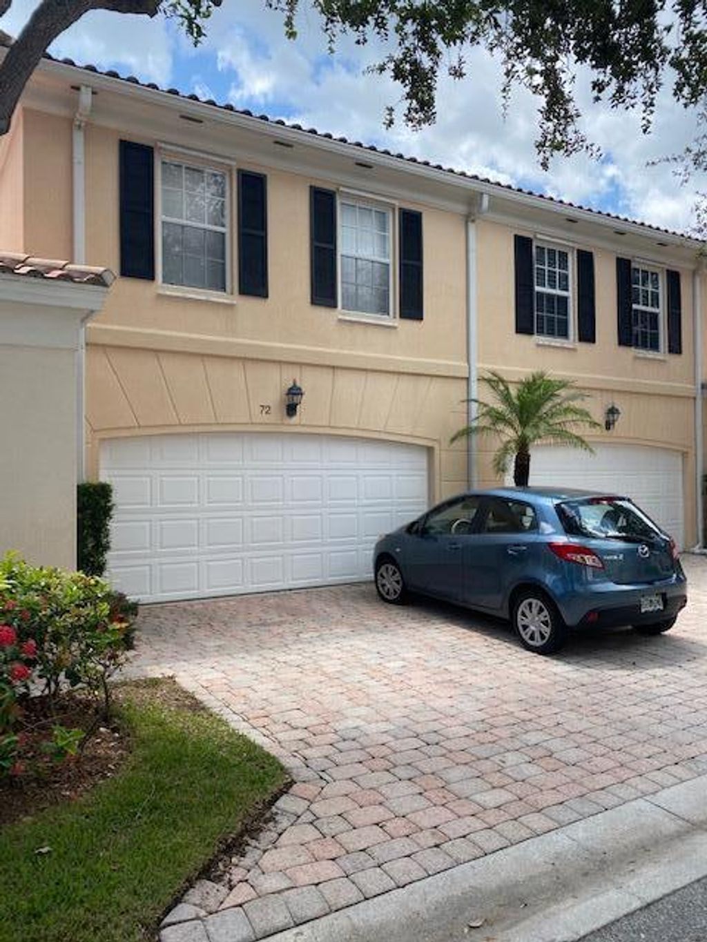 Photo of 72 Live Oak Circle, Tequesta, FL 33469 (MLS # R10744027)
