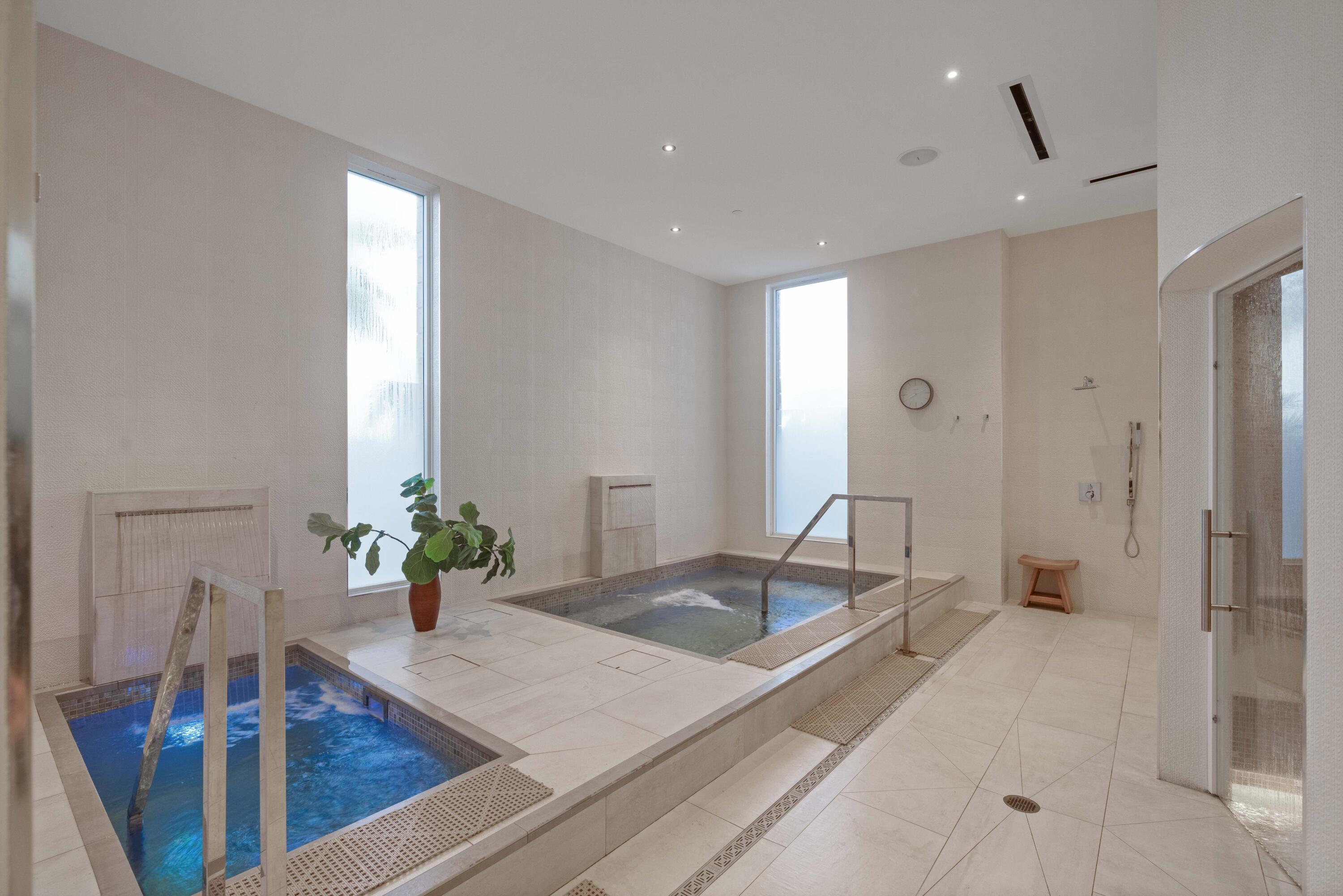 Admirals Cove - Residential