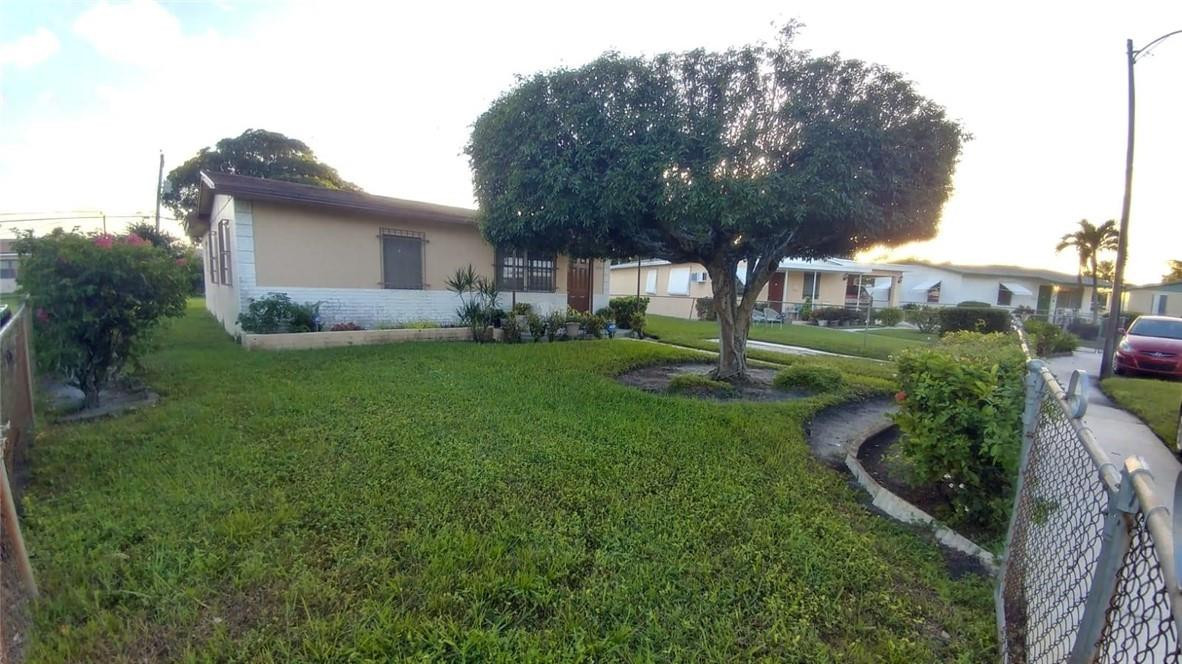 Lauderdale Manor Homesite - Residential Lease