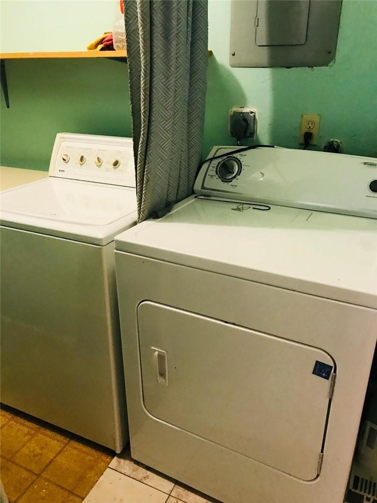 Lauderdale Manor Homesite - Residential Lease