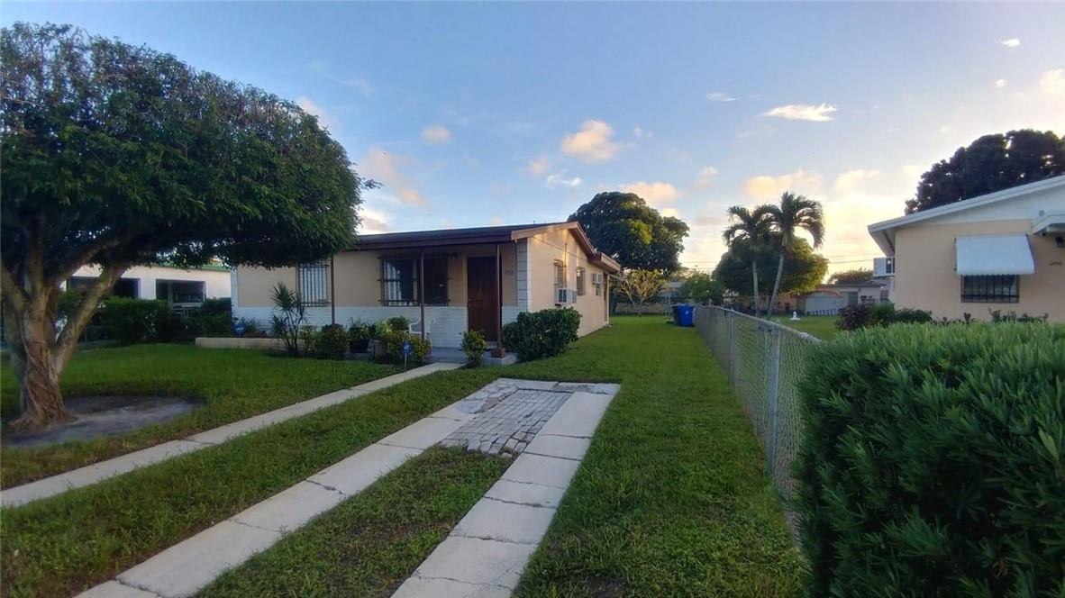 Lauderdale Manor Homesite - Residential Lease