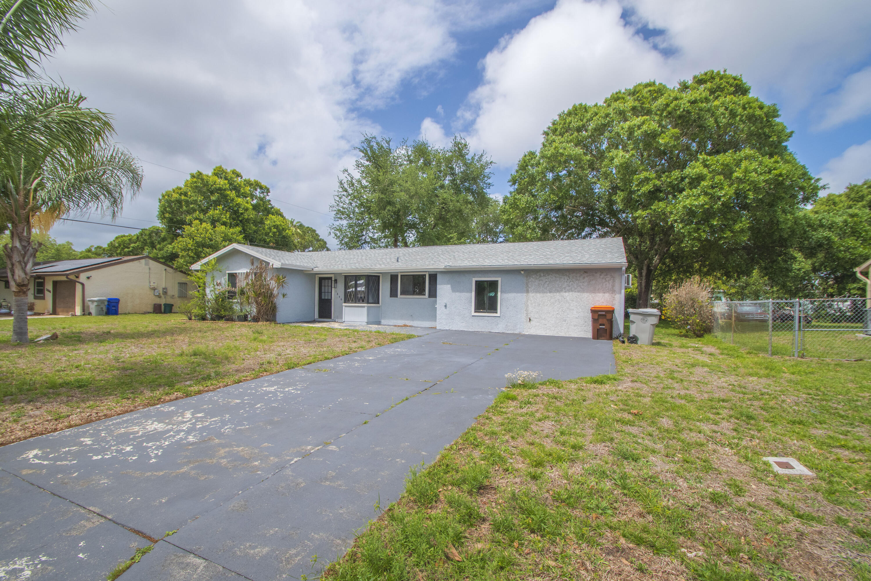 VERO BEACH HIGHLANDS UNIT 4 - Residential