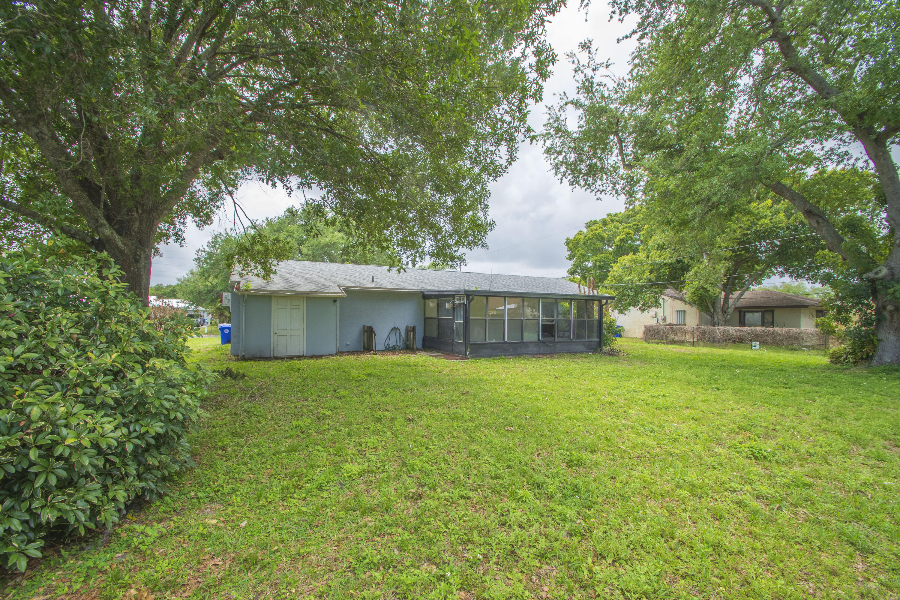 VERO BEACH HIGHLANDS UNIT 4 - Residential