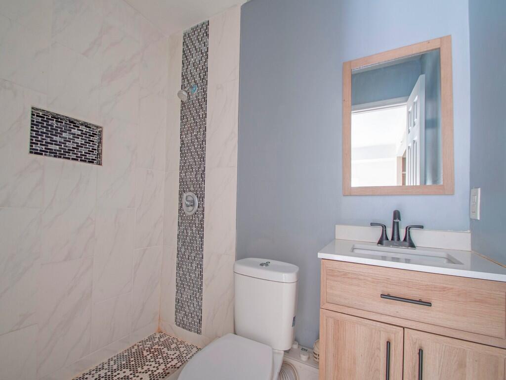 VERO BEACH HIGHLANDS UNIT 4 - Residential