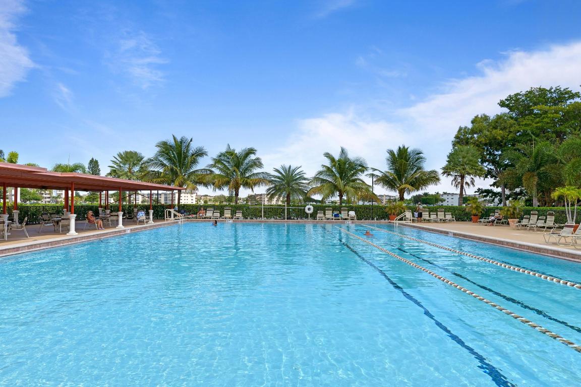 MANSFIELD AT CENTURY VILLAGE CONDO - Residential