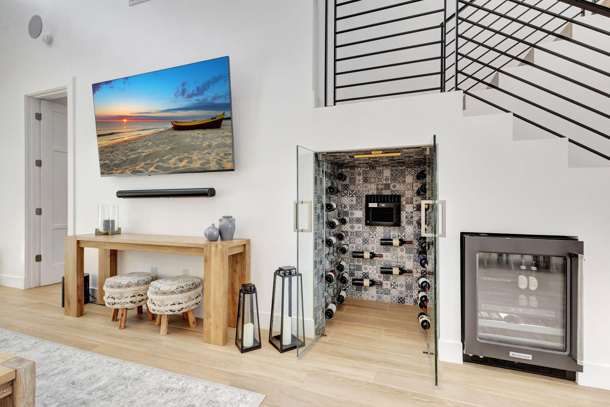 JUNO ISLES - Residential