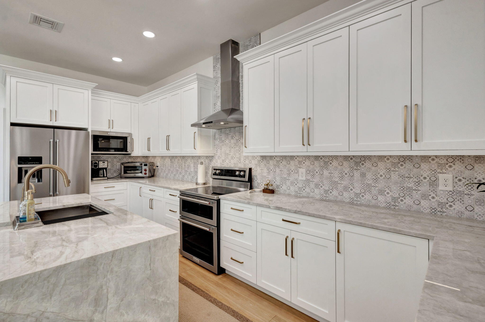 JUNO ISLES - Residential