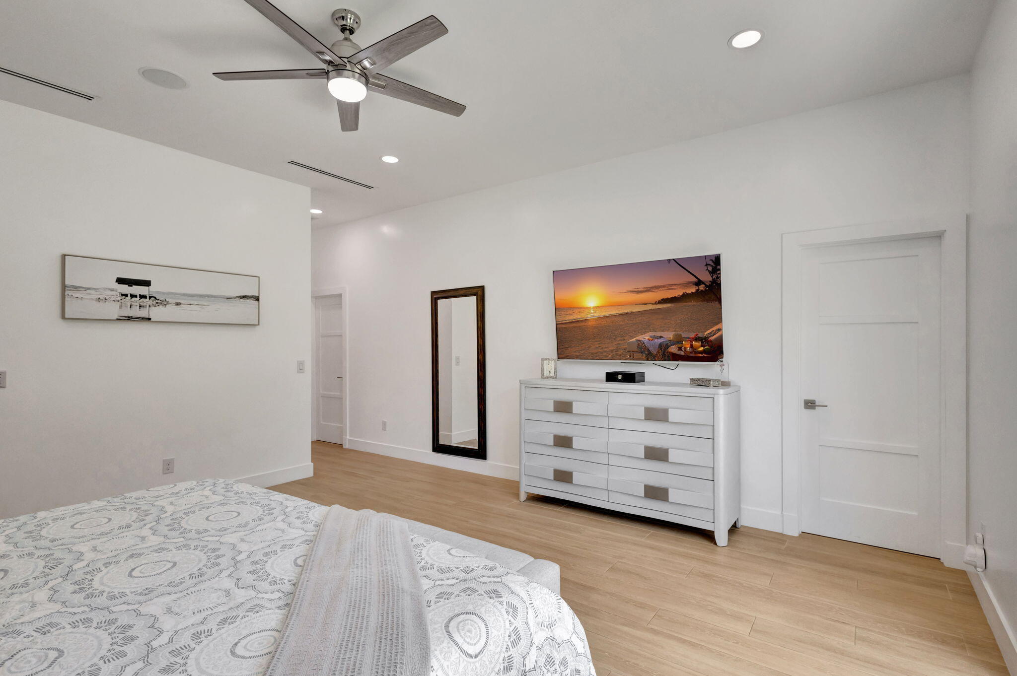 JUNO ISLES - Residential