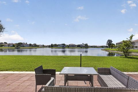 Tiny photo for 10675 Old Hammock Way, Wellington, FL 33414 (MLS # B26047964)