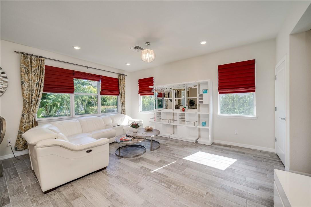 Hillcrest Country Club So - Residential