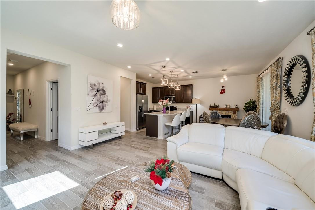 Hillcrest Country Club So - Residential