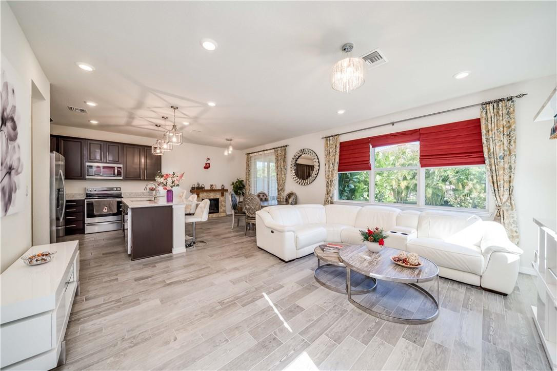 Hillcrest Country Club So - Residential