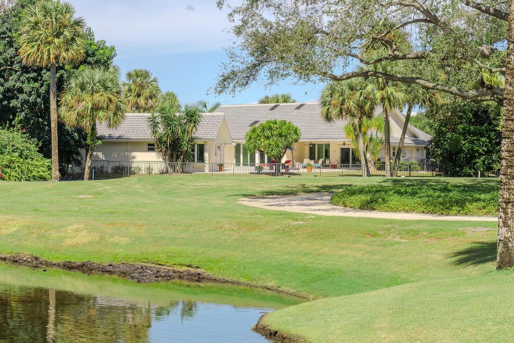 Photo of 4980 Cherry Laurel Lane, Delray Beach, FL 33445 (MLS # R10896960)