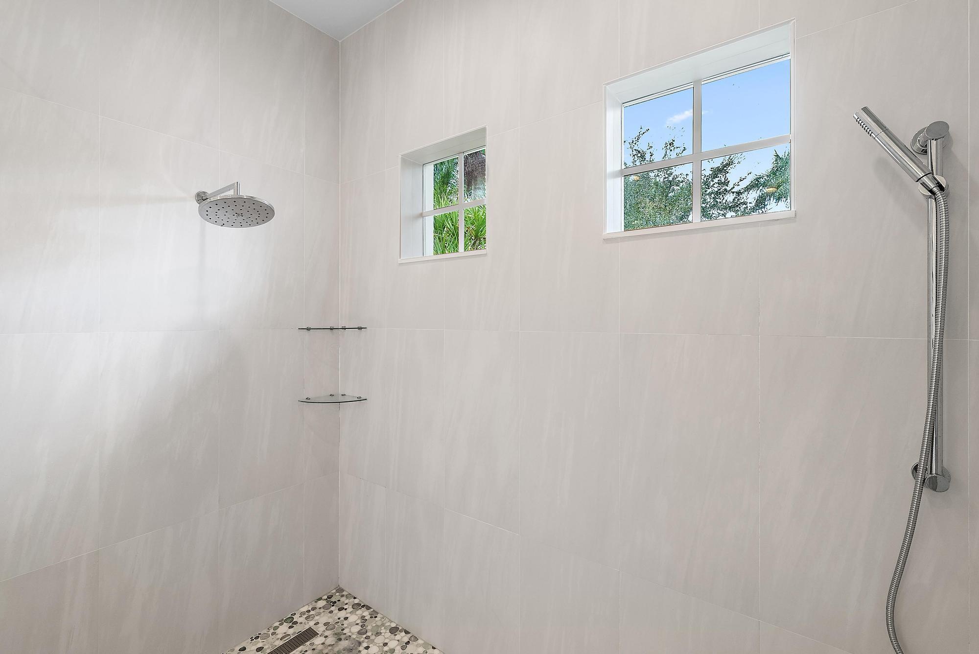 IBIS GOLF AND COUNTRY CLU - Residential