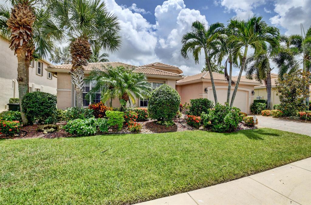 VALENCIA PALMS 2 - Residential