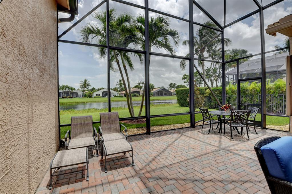 VALENCIA PALMS 2 - Residential