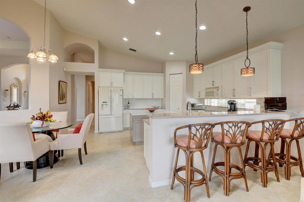 VALENCIA PALMS 2 - Residential