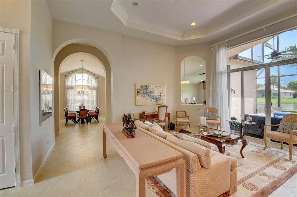 VALENCIA PALMS 2 - Residential