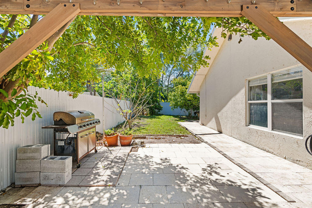 PINE TERRACE - Residential