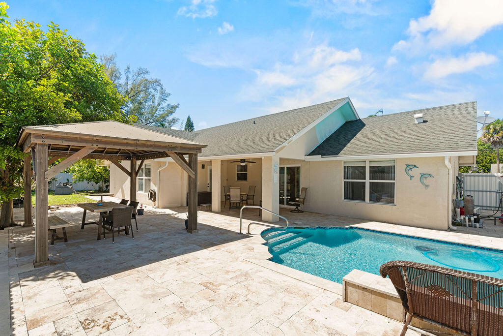 PINE TERRACE - Residential