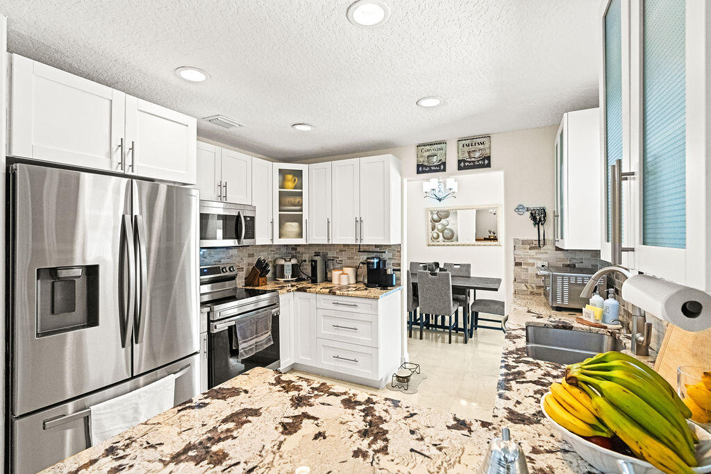 PINE TERRACE - Residential