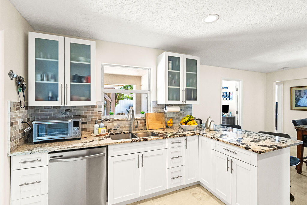 PINE TERRACE - Residential