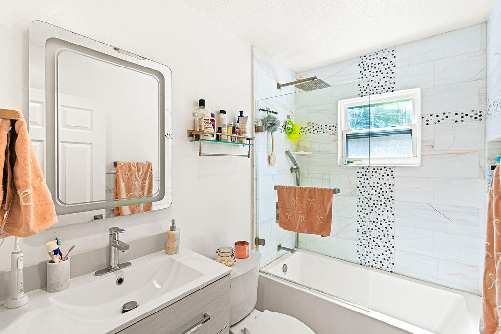 PINE TERRACE - Residential