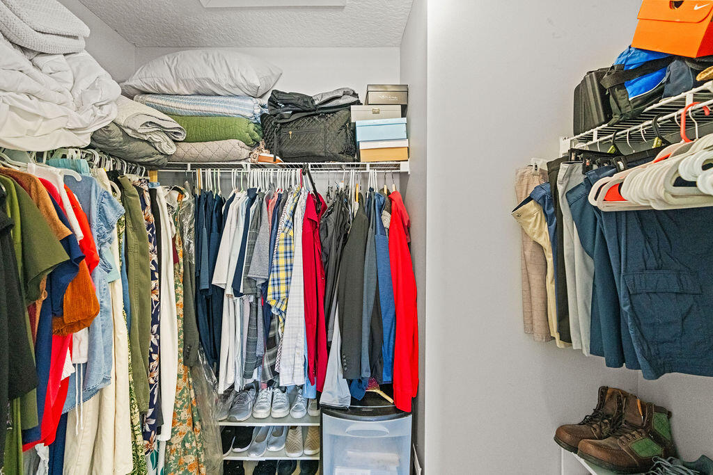 PINE TERRACE - Residential