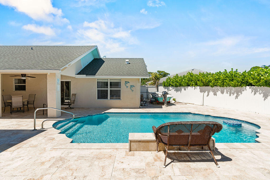 PINE TERRACE - Residential