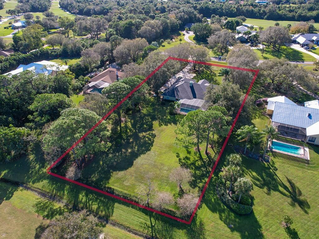 Photo of 1605 SW St Andrews Drive, Palm City, FL 34990 (MLS # R10944090)