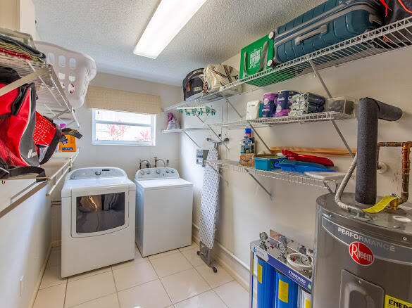 GOLF COLONY - Residential