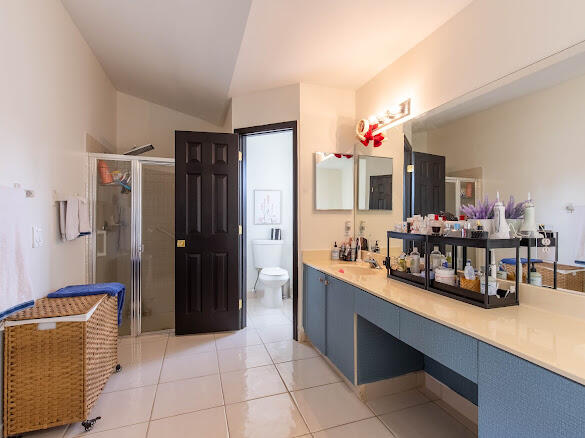 GOLF COLONY - Residential