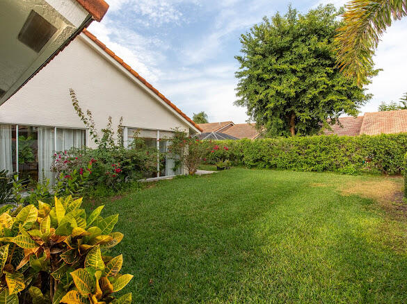 GOLF COLONY - Residential