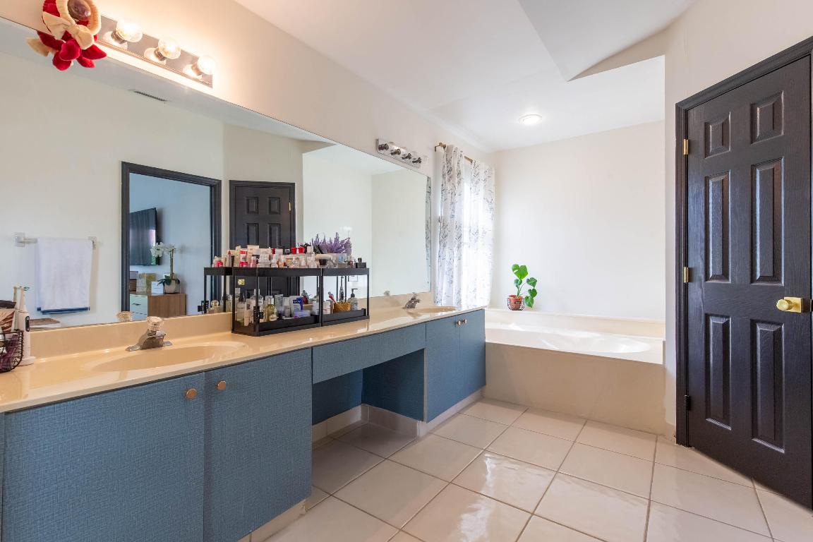 GOLF COLONY - Residential