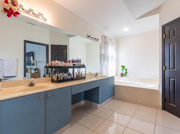 GOLF COLONY - Residential