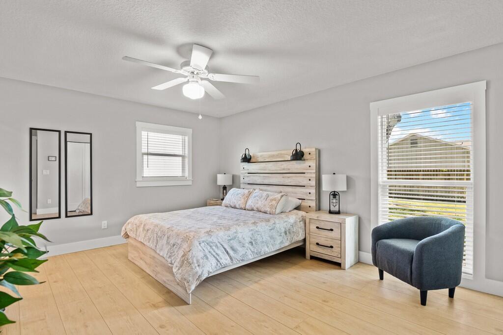 SEBASTIAN HIGHLANDS UNIT - Residential