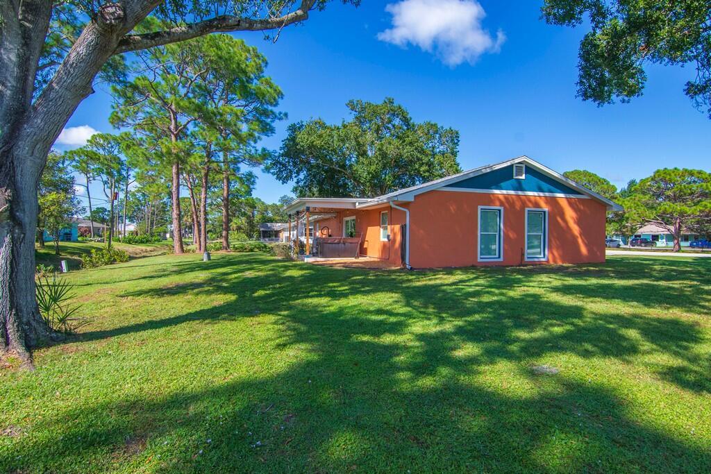 SEBASTIAN HIGHLANDS UNIT - Residential